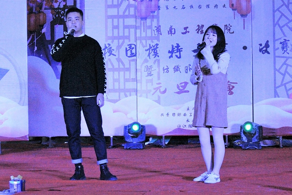 1514338418138056804.jpg 歌曲《小幸运》.jpg