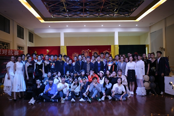 1571051573845077489.jpg QQ图片20191014180610_wps图片_副本.jpg
