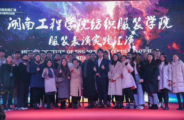 1545558348317030009.jpg D:UsersDesktop\u56fe片地1.jpg